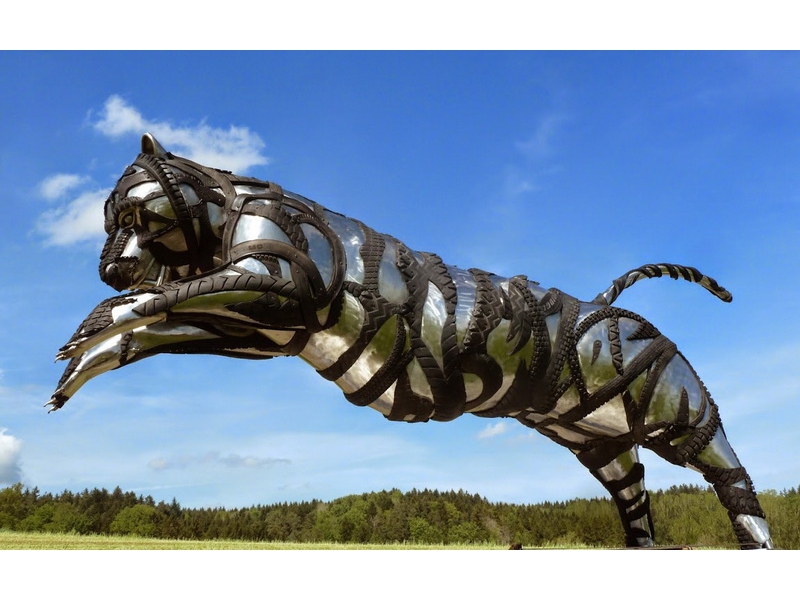 Mirko Siakkou-Flodin: Jumping Tiger