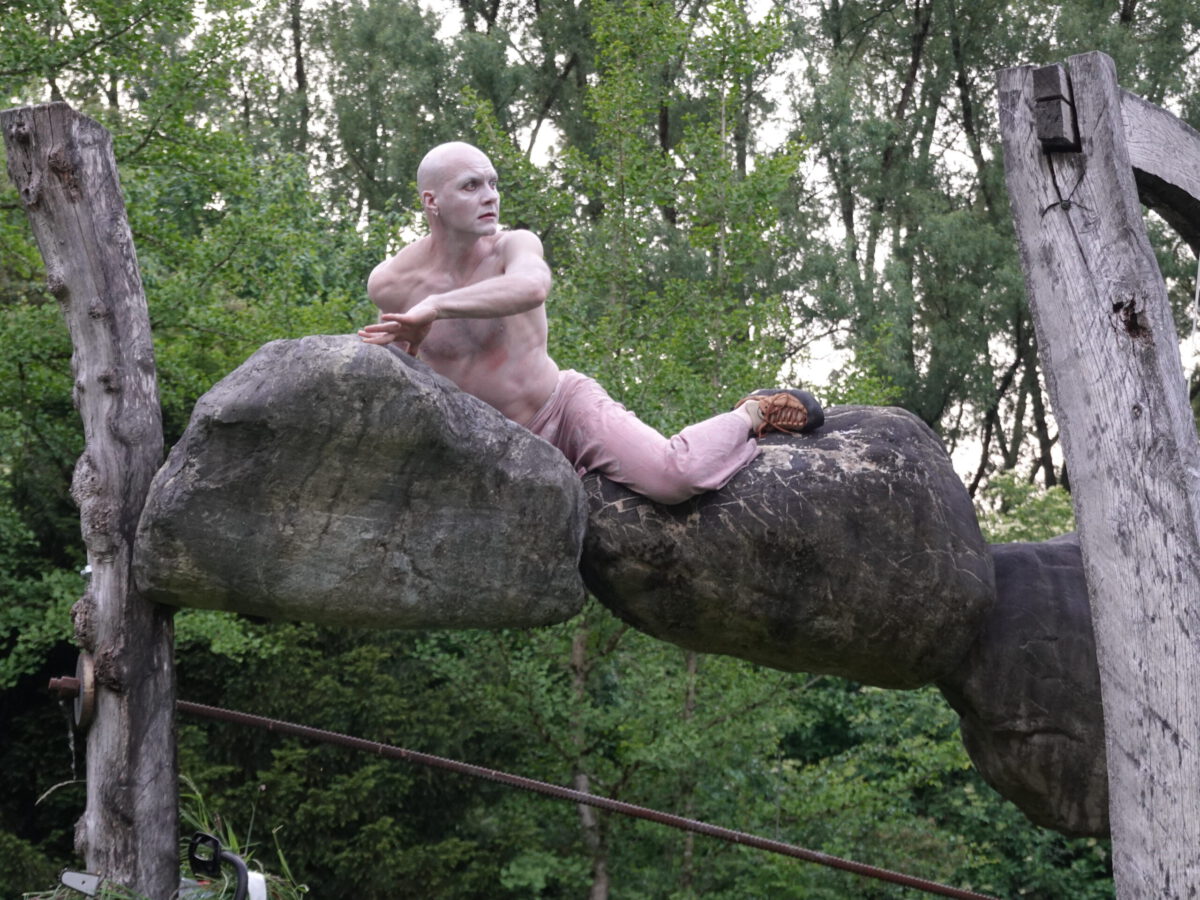 Das ist Kunst - das muss weg. Foto Carola Weber-Schlak