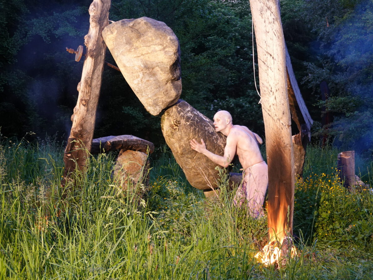 Das ist Kunst - das muss weg. Foto Carola Weber-Schlak