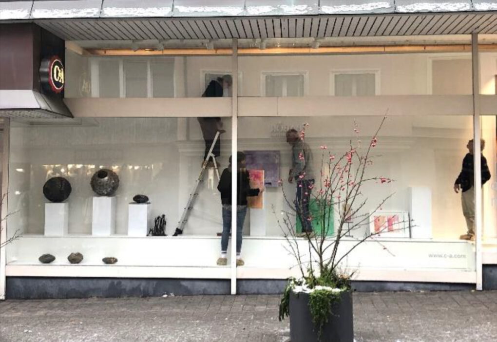 Kunst-Schaufenster bei C&A