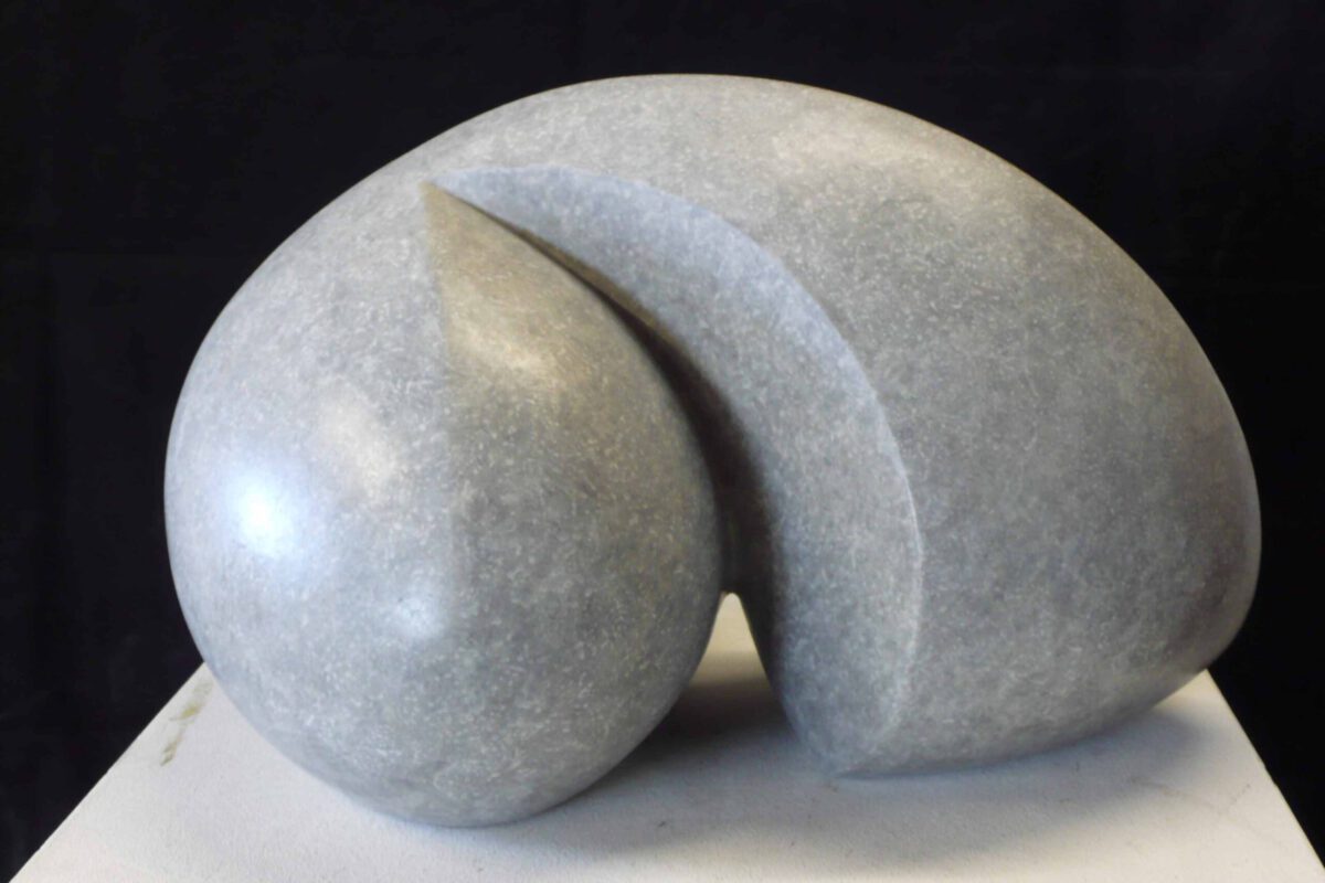 Hannelore Buchner: Skulptur_Kunststein_organic